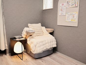 オウセ(OWSE)の写真/座るだけで骨盤底筋を鍛える新習慣！産後の骨盤ケアをしたい/尿漏れが気になる/姿勢や体型を整えたい方に◎