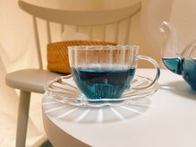 プチボヌール(Petit Bonheur)の雰囲気(大人気!毎月変わるハーブティーをどうぞお楽しみください◆)