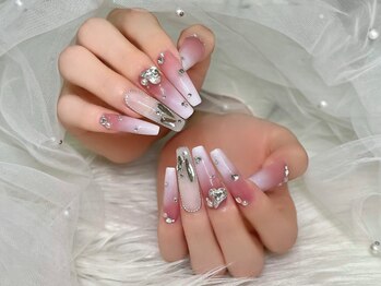 ラカプライベート(LaKa private)の写真/長さ出しのロングネイルもお任せください♪