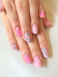 Pinkフラワーネイル