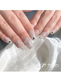 ガーリーネイル