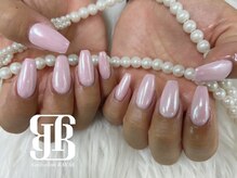 ネイルサロンレイアス(RAYAS)/ピンク×ホワイトオーロラネイル