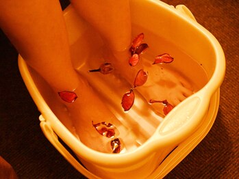 YOU悠サロン/整体、足裏、目頭