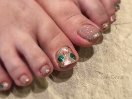 ステンドグラスフットネイル