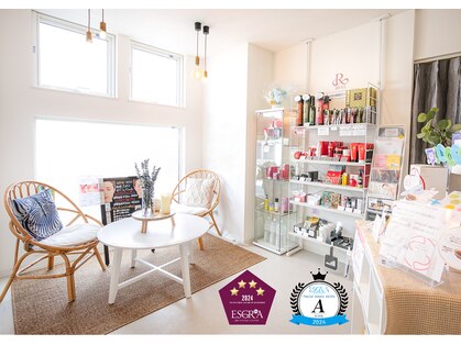 ニコリー(NICOLY)の写真