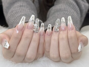 ブイピーネイル 新大久保(VP nail)/長さ出し やり放題90