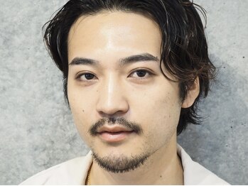 エンバー 吉祥寺(embr.)の写真/【自然に馴染むメンズアイブロウ】やりすぎ感のない眉毛が得意♪ナチュラルなメンズメイクレクチャーも◎