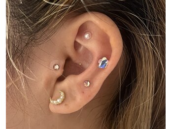 マル(malu)/耳ツボジュエリー