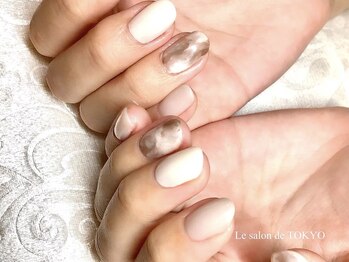 ベージュブラウンニュアンス