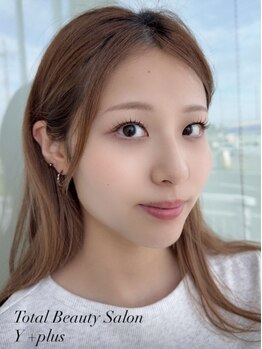 ワイプラス(Y + plus)の写真/モチが良いと話題の【フラットラッシュ/フラットマットラッシュ】を多数ご用意！負担を抑え,理想の目元へ☆