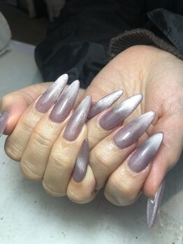 ヘアーアンドネイル ルシア(Hair&Nail Lucia)/フレンチ風マグネットネイル