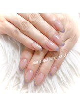 イーユービー(E.U.B)/フレンチネイル【ひばりヶ丘】