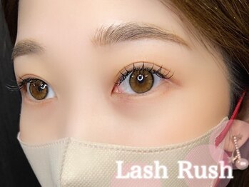 マツエク LED まつげパーマ アイブロウ LashRush ラッシュラッシュ　イオンタウン名西の写真/流行りの束感×濃さならダブルフラットラッシュ★パッチリ可愛いお目元が長持ちするLED高技術でお試し♪
