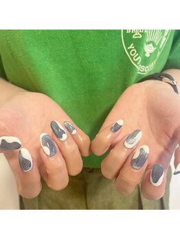 ロクサンサン(633)/うねうねネイル