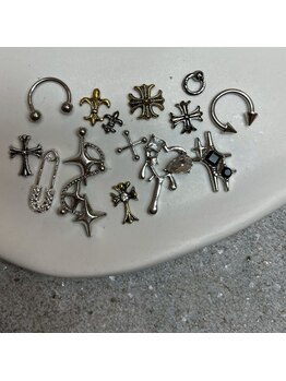 クロム、ピアスパーツ系