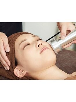 ホウレイ線・たるみ改善！予防ケア