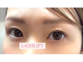 アダジオ(Adagio)/ラッシュリフト(まつ毛パーマ)