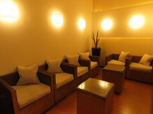 アーユルヴェーダサロン エクスパンス 恵比寿店(Expanse..)の雰囲気（広々としたロビーでじっくりカウンセリングを行います。）