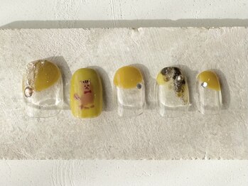 カラ ネイル 中津店(calla nail)/リス×イエロー