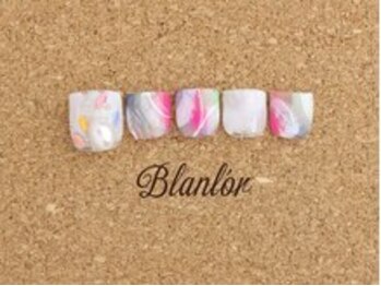 ブランロール 中目黒店(Blanl'or)/Foot　鮮やかニュアンスネイル