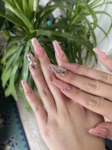 ルプリュシュ ルフレ(Le plus reflet)/ビジューネイル