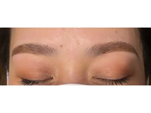 九月屋/ハリウッドブロウリフト