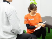 Pro.stretchの雰囲気(体のお悩みをヒアリングしてからストレッチを始めていきます^ ^)