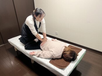 アラインミー(Align Me)の写真/長年の辛い腰痛、首・肩のコリの原因は骨格の歪みかも！？骨格調整で不調の根本改善へ◎