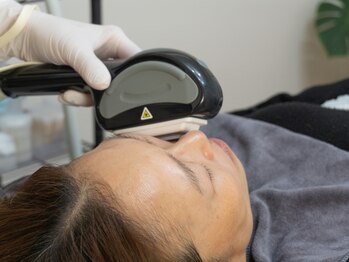 STUD BeautyStudio【スタッド】 美白/シミ/たるみ/毛穴/脱毛/眉毛/スカルプケア/