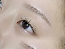 メロー(mellow)/まつ毛とまゆ毛