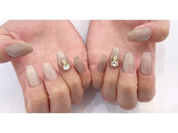 大人っぽシアーグレージュネイル