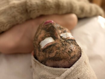 MAISON de ReL`A BEAUTE LUXE THE O 【リュクスオー】の写真/肌は変われる。その感動を、何度も見届けてきました。
