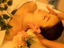 リラクェール(RELAQEEL)/〈首肩集中アロマリンパ〉