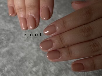 エモット(emot)/ワンカラーネイル