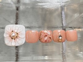 ぷっくりフラワーフット11000円
