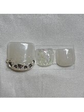 ナナズネイル 西小倉店(NANA's Nail)/4月フット定額デザイン