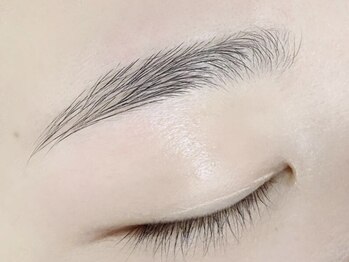 ユー アイズ(u eyes)/描かなくてもいい眉毛に★
