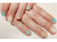 カラン 焼津店(CALIN)/春色ドットネイル