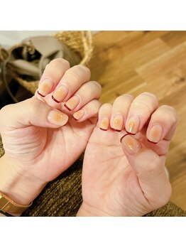 ミラー(Mirror)/チークネイル&フレンチ