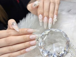 華やかレースネイル♪