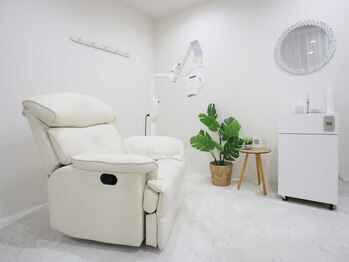 ホワイトニングショップ 大阪玉造店の写真/口コミ高評価◎全国展開中のホワイトニング専門店★リーズナブルな価格のホワイトニングで圧倒的な白さに♪