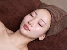 サロンデュ ひゃーく(Salon du ひゃーく)