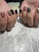 ブライズ(BRISE)/ちぐはぐネイル