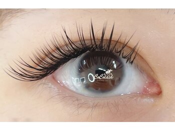 ココラッシュ 伊勢佐木(cocolash)の写真/豊富なエクステ種類◎汗・水OK！モチがいいLEDエクステ＆バインドロック体験♪