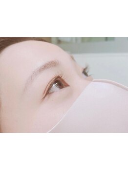 ナチュラル上品な目元にしたい