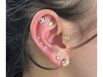 リュクスボックス(luxe box)/耳つぼジュエリー