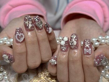 モアネイル 新宿/つけ放題ネイル/持ち込み/新宿