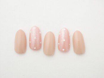 アムルーズ(Amoureuse)/ふんわりドットネイル♪