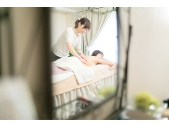 アロマアンドフェイシャルサロン &nbsp;エメシェリー(aimercherie)/アロマリンパマッサージ