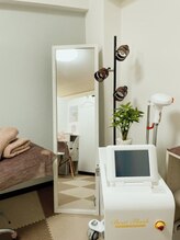 エミュー(Emyu)/【Wax＆光脱毛】VIO(角質ケア付)